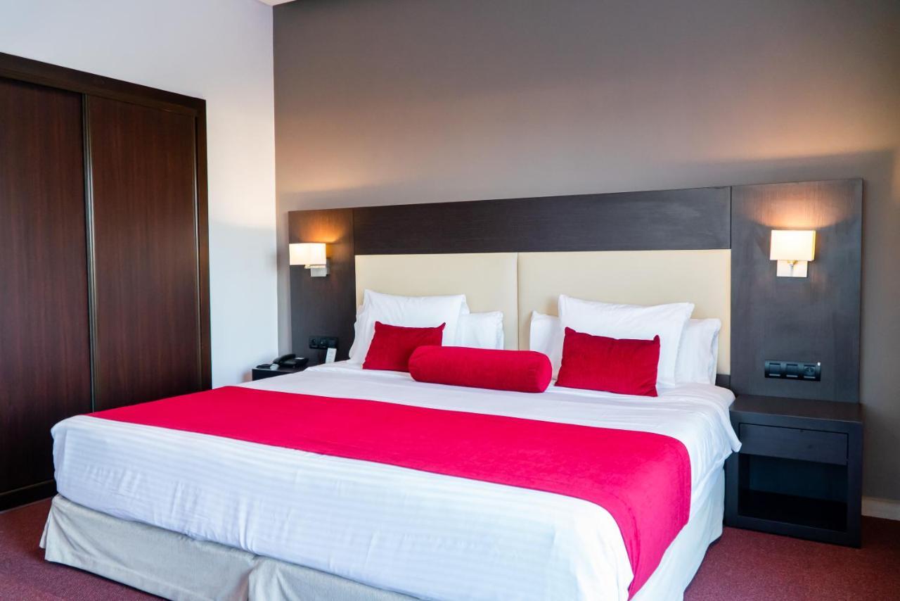 מדיק Hotel Tamuda Beach מראה חיצוני תמונה